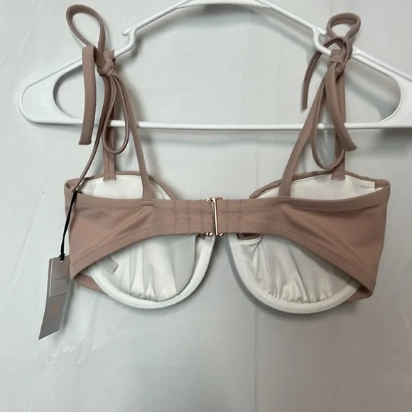 Shade & Shore bikini top. - Picture 2 of 5